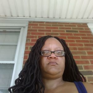 Meet your Posher, Denine